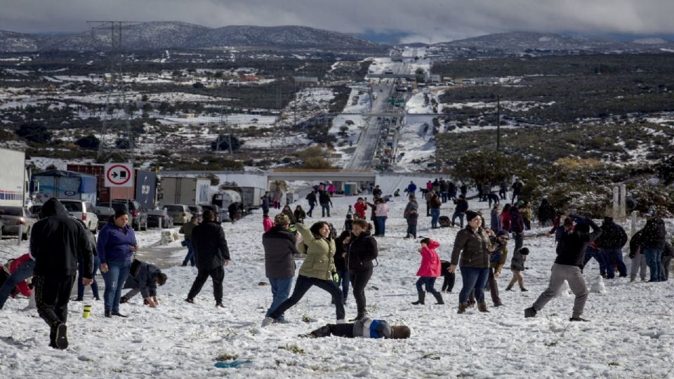 El SMN advirtió que las bajas temperaturas y el mal tiempo impactarán en diversas áreas del país por un periodo prolongado.