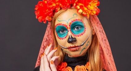 ¿Cómo quitarse el maquillaje de Día de Muertos sin dañar la piel?