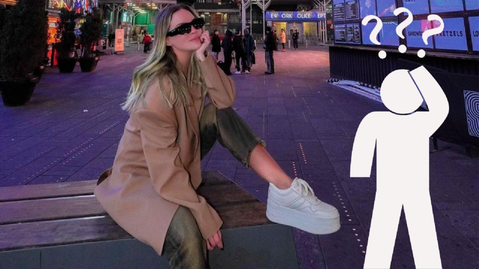 Belinda durante una visita en Times Square.