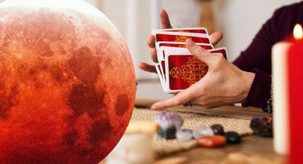 5 rituales para manifestar amor durante la Luna de Fresa 2024