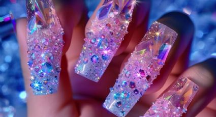 Uñas con diamantes falsos: ¿Cómo son y cómo lucirlas esta temporada?