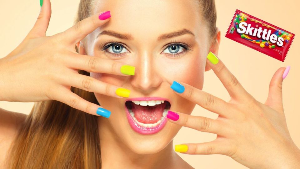 Skittle nails, la manicura más fácil de hacer en casa: 5 ideas de diseños de uñas coloridas