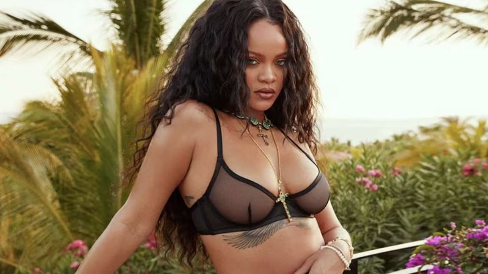 Rihanna mostró su lado más sensual en Instagram.